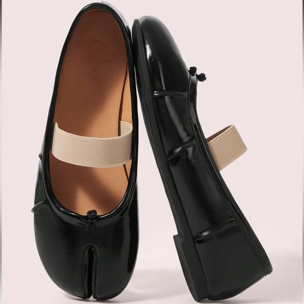 Brand New Never Worn Black Tabi Ballet Flats